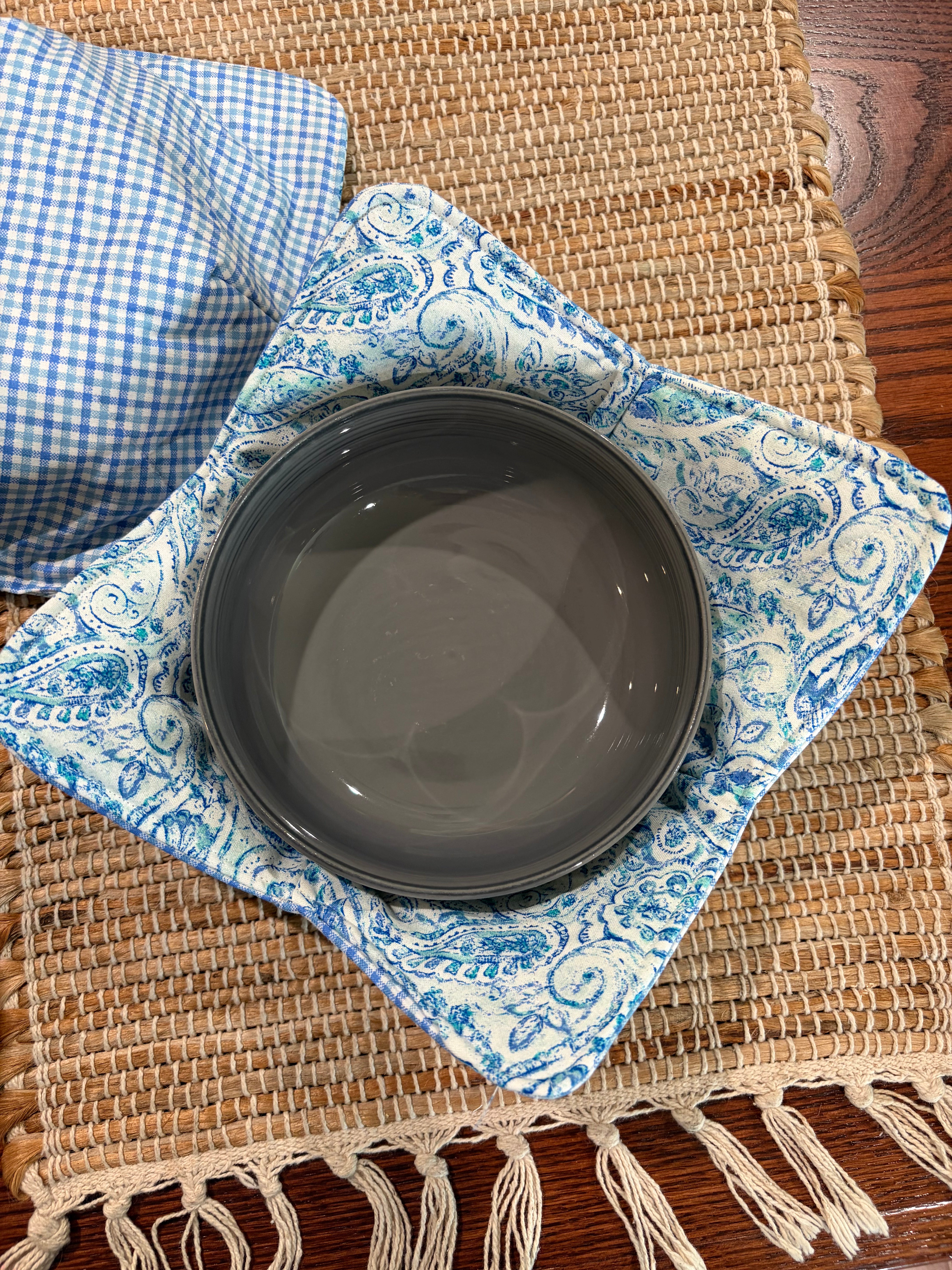 Microwavable bowl cozy