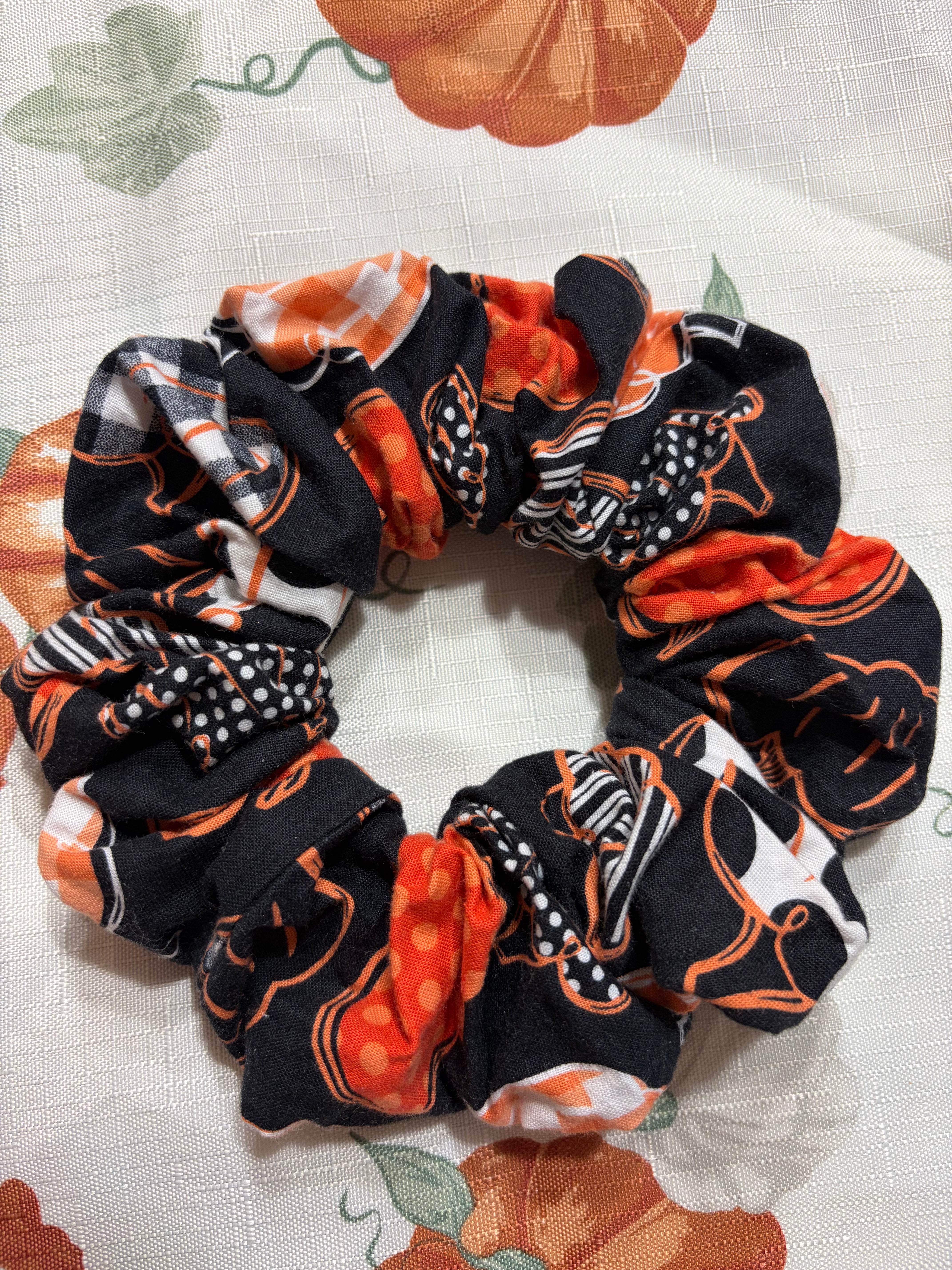 Pumpkins large scrunchie
